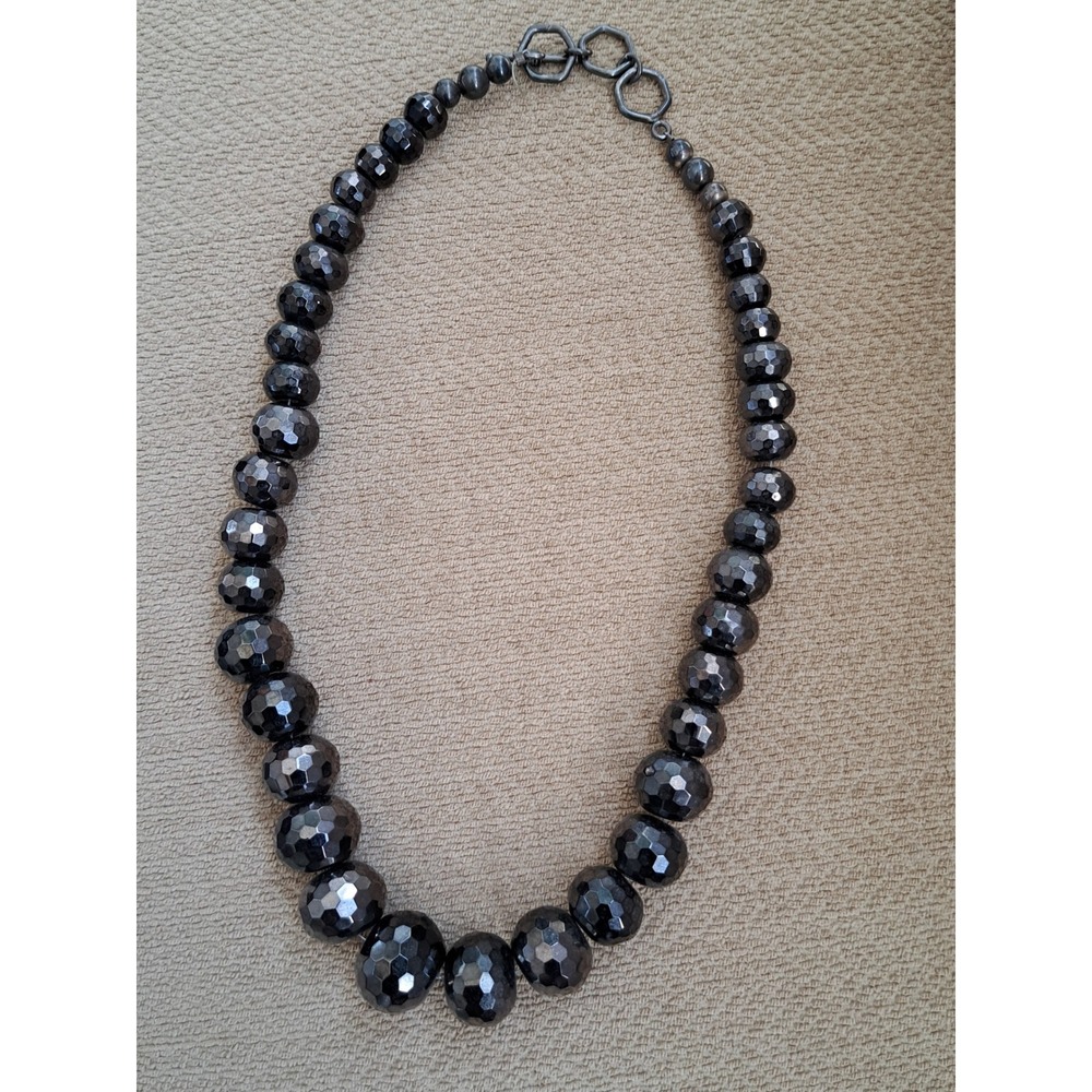 Brown Faceted Graduated Bead Necklace Hexagon Toggle Clasp Dark Grey Metallic